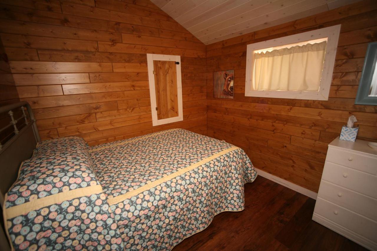 Deerwood Resort - Whippoorwill Cabin Land O'Lakes Екстериор снимка